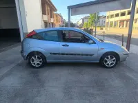 Usado Ford Focus Trend 100 CV (73 kW) 2004 Azul Berlina