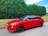 Usado Mercedes CLA180 Shooting Brake Urban 122 CV (89 kW) 2016 Rojo Familiar