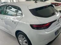 Usado Renault Mégane II Equilibre 115 CV (84 kW) 2022 Blanco Berlina