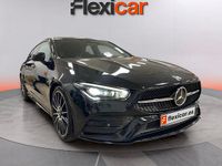 Usado Mercedes CLA200 Shooting Brake 163 CV (119 kW) 2021 Negro Familiar