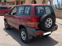 Usado Nissan Terrano 100 CV (73 kW) 1995 Granate SUV