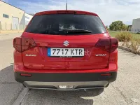 Usado Suzuki Vitara GL 111 CV (81 kW) 2019 Rojo SUV