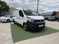 Usado Renault Trafic 150 CV (110 kW) 2021 Blanco Monovolumen