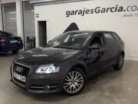Usado Audi A3 Ambition 125 CV (91 kW) 2010 Gris / plata Utilitario