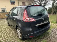 Usado Renault Scénic III Dynamique 110 CV (80 kW) 2011 Negro Monovolumen