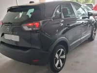 Usado Opel Crossland Edition 110 CV (80 kW) 2022 Negro SUV