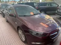 Usado Opel Insignia Innovation 136 CV (100 kW) 2019 Granate Berlina