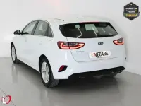 Usado Kia Ceed 101 CV (74 kW) 2021 Blanco Utilitario
