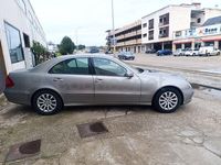 Usado Mercedes E220 Elegance 170 CV (125 kW) 2006 Beige Berlina