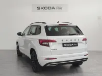 Usado Skoda Karoq SportLine 150 CV (110 kW) 2023 Blanco SUV
