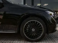 Usado Mercedes GLC300 269 CV (197 kW) 2025 Negro SUV