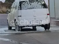 Usado Opel Meriva Cosmo 100 CV (73 kW) 2009 Blanco Monovolumen
