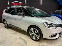 Usado Renault Grand Scénic IV Zen 130 CV (95 kW) 2017 Gris / plata Monovolumen