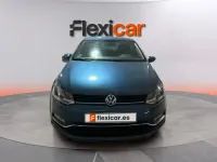 Usado VW Polo 90 CV (66 kW) 2017 Azul Berlina
