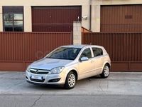 Usado Opel Astra Cosmo 100 CV (73 kW) 2008 Gris / plata Berlina