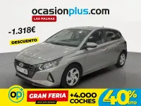 Usado Hyundai i20 84 CV (61 kW) 2022 Gris Utilitario