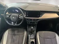 Usado Skoda Kamiq Style 110 CV (80 kW) 2022 Gris SUV