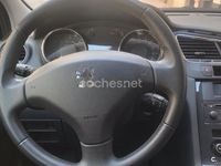 Usado Peugeot 5008 112 CV (82 kW) 2012 Negro Monovolumen
