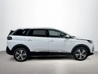 Usado Peugeot 5008 Allure 131 CV (96 kW) 2020 Blanco SUV