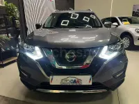 Usado Nissan X-Trail Tekna 150 CV (110 kW) 2020 Gris / plata SUV