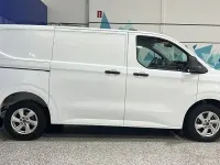 Usado Ford Transit Custom Trend 150 CV (110 kW) 2024 Blanco Van