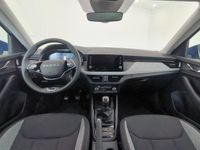 Usado Skoda Kamiq Selection 115 CV (84 kW) 2025 Azul SUV