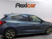 Begagnad Ford Focus ST-Line 125 HK (91 kW) 2023 Blå Sedan