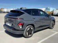 Usado Hyundai Kona Blackline 150 kW (204 CV) 2025 Gris SUV