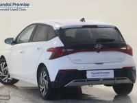 Usado Hyundai i20 101 CV (74 kW) 2025 Blanco Utilitario