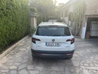 Usado Skoda Karoq Ambition 150 CV (110 kW) 2018 Blanco SUV