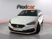 Usado Seat Leon XCELLENCE 150 CV (110 kW) 2021 Blanco Berlina