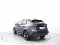 Usado VW Taigo 115 CV (84 kW) 2025 Gris / plata SUV