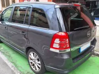 Usado Opel Zafira Cosmo 120 CV (88 kW) 2009 Gris Monovolumen