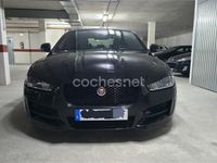 Usado Jaguar XE R-Sport 180 CV (132 kW) 2016 Negro Berlina