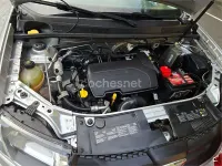 Usado Dacia Logan Ambiance 75 CV (55 kW) 2016 Gris / plata Berlina
