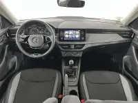 Usado Skoda Kamiq Active 110 CV (80 kW) 2022 Blanco SUV