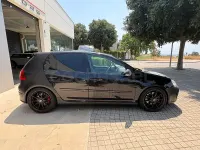 Usado VW Golf V GTI 200 CV (147 kW) 2007 Negro Berlina