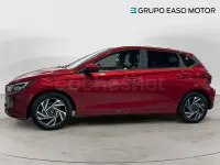 Nuevo Hyundai i20 100 CV (73 kW) 2026 Rojo Utilitario
