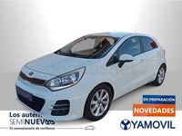 Usado Kia Rio 84 CV (61 kW) 2015 Blanco Berlina
