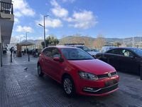 Usado VW Polo Advance 90 CV (66 kW) 2015 Rojo Berlina