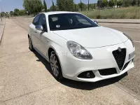 Usado Alfa Romeo Giulietta Distinctive 140 CV (102 kW) 2013 Blanco Utilitario