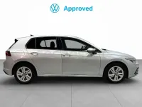 Usado VW Golf VIII 115 CV (84 kW) 2021 Gris / plata Berlina