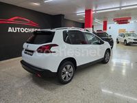 Usado Peugeot 2008 Style 82 CV (60 kW) 2018 Blanco SUV