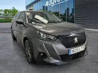 Usado Peugeot 2008 Active 110 CV (80 kW) 2021 Gris SUV