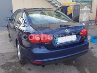 Usado VW Jetta Advance 105 CV (77 kW) 2012 Azul Berlina