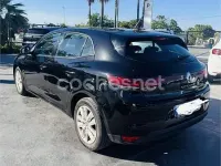 Usado Renault Mégane II Zen 115 CV (84 kW) 2022 Negro Berlina