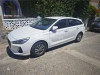 Usado Hyundai i30 110 CV (80 kW) 2017 Blanco Familiar