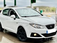 Usado Seat Ibiza Reference 105 CV (77 kW) 2009 Blanco Berlina