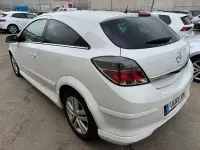 Usado Opel Astra GTC Sport 125 CV (91 kW) 2010 Blanco Berlina