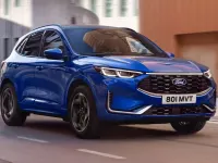 Usado Ford Kuga ST-Line 150 CV (110 kW) 2025 Negro SUV